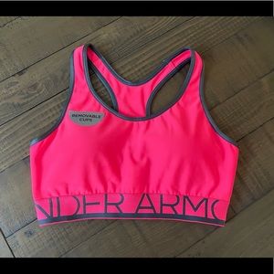 NWOT Under Armour Sports Bra
